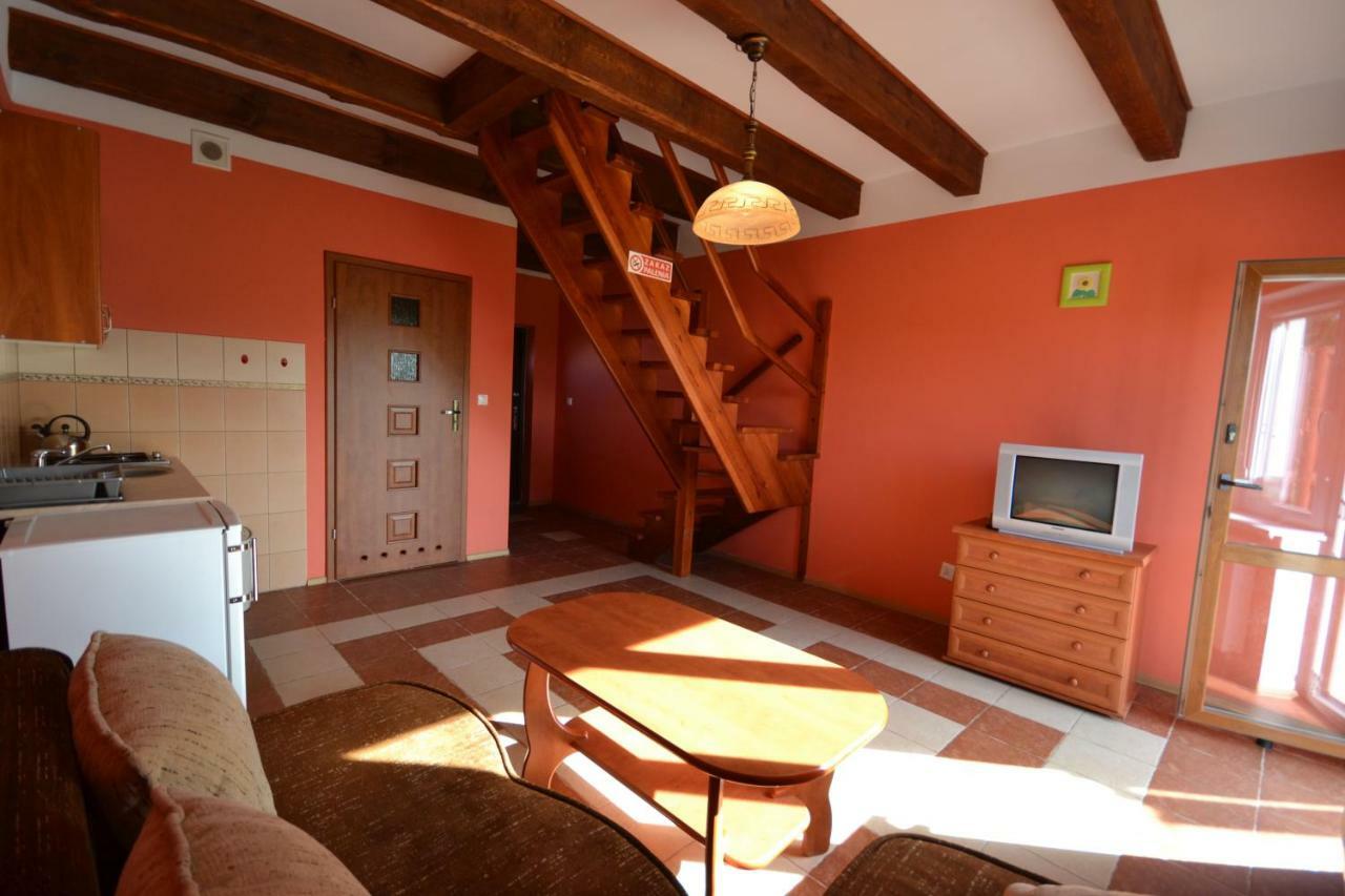 Apartamenty "Anusia" Ledzin Exteriör bild